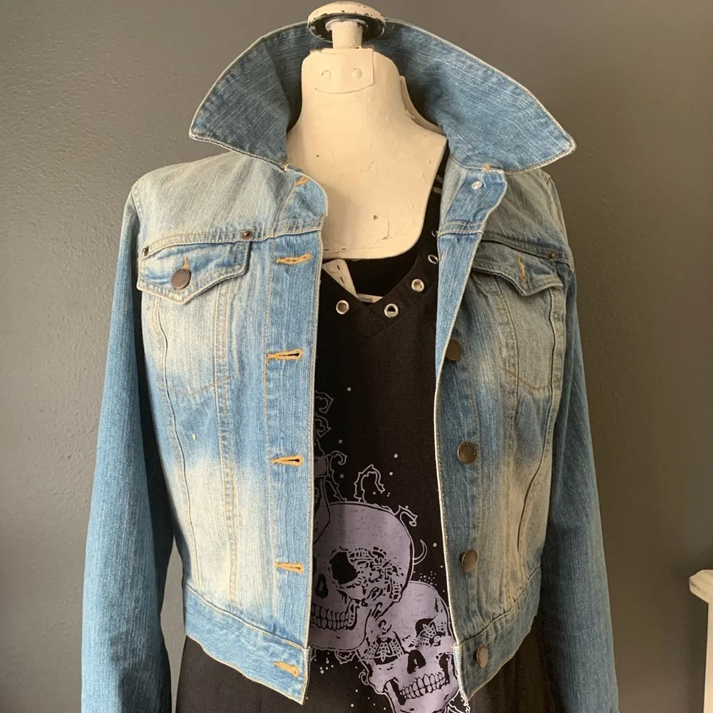 Life In Progress denim jacket - Picture 1 of 4